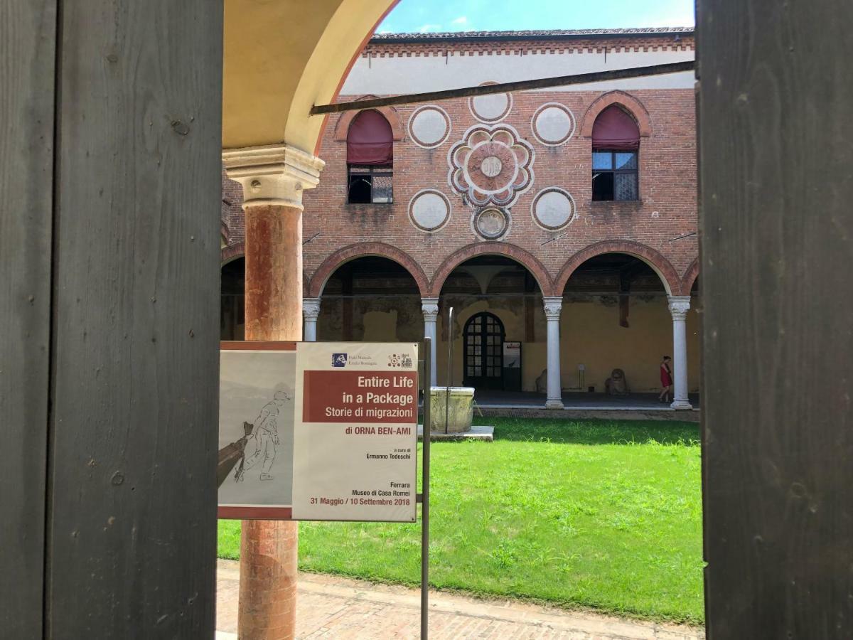 L'Ape Regina Apartment Ferrara Bagian luar foto